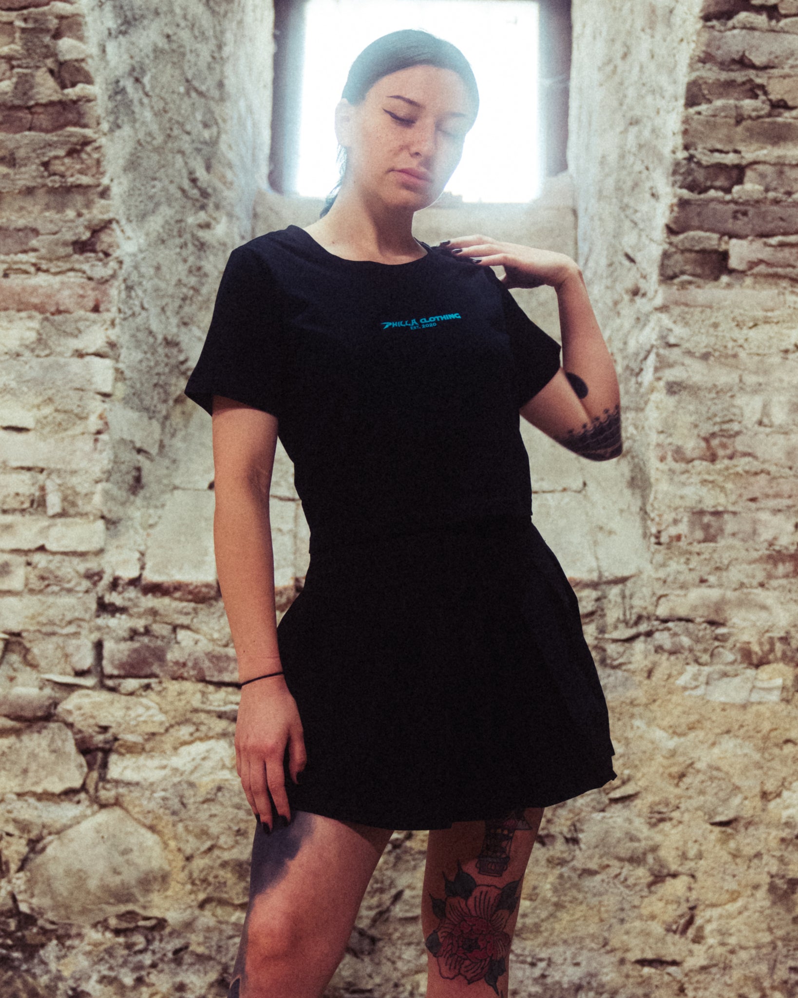 PHILLA Women Crop Top "Basic" Black